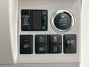 カードキー　ＥＴＣ　オートライト　オートハイビーム　助手席側パワースライド　ＣＤオーディオ　運転席シートヒーター　オートエアコン　アイドリングストップ　リアコーナーセンサー（広島県）の中古車