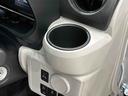 ＬＥＤヘッドランプ　セキュリティアラーム　コーナーセンサー　１４インチフルホイールキャップ　キーレスエントリー　電動格納式ドアミラー　ショツピングフック　マニュアルエアコン（広島県）の中古車