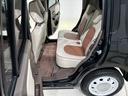 オートエアコン　プッシュボタンスタート　アイドリングストップ車　電動格納式ドアミラー　運転席シートリフター　リヤワイパー　セキュリティアラーム　１４インチアルミホイール　電子カードキー（広島県）の中古車