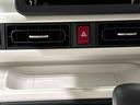 電動パーキングブレーキブレーキ　オートブレーキホールド機能　運転席・助手席シートヒーター　運転席チルトステアリング　運転席シートリフター　オートライト　キーフリーシステム（広島県）の中古車