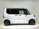 運転席・助手席シートヒーター　リヤヒーターダクト　運転席シートリフター　チルトステアリング　１４インチ純正アルミホイール　３６０°スーパーＵＶ＆ＩＲカットガラス　電動パーキングブレーキブレーキ（広島県）の中古車