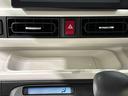 電動パーキングブレーキブレーキ　オートブレーキホールド機能　運転席・助手席シートヒーター　運転席チルトステアリング　運転席シートリフター　オートライト　キーフリーシステム（広島県）の中古車