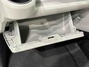 ＬＥＤヘッドランプ　セキュリティアラーム　コーナーセンサー　１４インチフルホイールキャップ　キーレスエントリー　電動格納式ドアミラー　ショツピングフック　マニュアルエアコン（広島県）の中古車