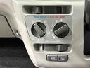 ＬＥＤヘッドランプ　セキュリティアラーム　コーナーセンサー　１４インチフルホイールキャップ　キーレスエントリー　電動格納式ドアミラー　ショツピングフック　マニュアルエアコン（広島県）の中古車