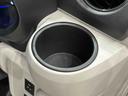 ＬＥＤヘッドランプ　セキュリティアラーム　コーナーセンサー　１４インチフルホイールキャップ　キーレスエントリー　電動格納式ドアミラー　ショツピングフック　マニュアルエアコン（広島県）の中古車