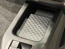 純正ナビ装着用アップグレードパック　運転席・助手席シートヒーター　運転席シートリフターチルトステアリング　電動パーキングブレーキブレーキ　オートブレーキホールド機能　キーフリーシステム（広島県）の中古車