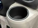 ＬＥＤヘッドランプ　セキュリティアラーム　コーナーセンサー　１４インチフルホイールキャップ　キーレスエントリー　電動格納式ドアミラー　ショツピングフック　マニュアルエアコン（広島県）の中古車