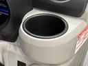 ＬＥＤヘッドランプ　運転席・助手席シートヒーター　オートライト　プッシュボタンスタート　セキュリティアラーム　コーナーセンサー　アルミホイール　キーフリーシステム（広島県）の中古車