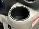ＬＥＤヘッドランプ　セキュリティアラーム　コーナーセンサー　１４インチフルホイールキャップ　キーレスエントリー　電動格納式ドアミラー　ショツピングフック　マニュアルエアコン（広島県）の中古車