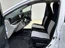 ＬＥＤヘッドランプ　セキュリティアラーム　コーナーセンサー　１４インチフルホイールキャップ　キーレスエントリー　電動格納式ドアミラー　ショツピングフック　マニュアルエアコン（広島県）の中古車