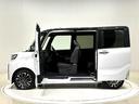 パワースライドドアウェルカムオープン機能　運転席ロングスライドシ−ト　助手席ロングスライド　助手席イージークローザー　１５インチアルミホイール　運転席、助手席シートヒーター　バックカメラ（広島県）の中古車