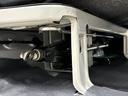 キーレスエントリー　マニュアルエアコン　運転席・助手席パワーウインドウ　オートライト　ハンド式サイドブレーキ　ハロゲンヘッドライト　アイドリングストップ機能　　　テンパータイヤ（広島県）の中古車