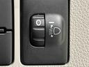 ＬＥＤヘッドランプ　セキュリティアラーム　コーナーセンサー　１４インチフルホイールキャップ　キーレスエントリー　電動格納式ドアミラー　ショツピングフック　マニュアルエアコン（広島県）の中古車