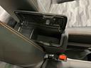 純正ナビ装着用アップグレードパック　運転席・助手席シートヒーター　電動パーキングブレーキブレーキ　オートブレーキホールド機能　運転席シートリフター　チルトステアリング　本革巻ステアリングホイール（広島県）の中古車
