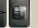 ＬＥＤヘッドランプ　運転席・助手席シートヒーター　オートライト　プッシュボタンスタート　セキュリティアラーム　１４インチアルミホイール　キーフリーシステム（広島県）の中古車