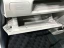 純正ナビ装着用アップグレードパック　ＤＶＤ／ＵＳＢチューナー　オートライト　ＬＥＤヘッドランプ　アルミホイール　トップシェイドガラス　運転席シートリフター　チルトステアリング　キーフリーシステム（広島県）の中古車