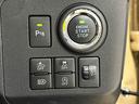 ＬＥＤヘッドランプ　運転席・助手席シートヒーター　オートライト　プッシュボタンスタート　パノラマモニター対応カメラ　コーナーセンサー　運転席シートリフター　ＵＳＢ電源ソケット（広島県）の中古車
