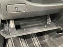 パノラマモニター対応純正ナビ装着用アップグレードパック　パドルシフト　運転席・助手席シートヒーター　ＥＴＣ　運転席シートリフター　チルトステアリング　ＬＥＤヘッドランプ　キーフリーシステム（広島県）の中古車