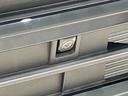 パノラマモニター対応純正ナビ装着用アップグレードパック　運転席・助手席シートヒーター　本革巻ステアリングホイール　電動パーキングブレーキブレーキ　オートブレーキホールド機能　オートライト（広島県）の中古車