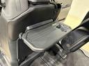パノラマモニター対応純正ナビ装着用アップグレードパック　運転席・助手席シートヒーター　本革巻ステアリングホイール　電動パーキングブレーキブレーキ　オートブレーキホールド機能　オートライト（広島県）の中古車