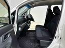 純正ナビ装着用アップグレードパック　トップシェイドガラス　運転席シートリフター　チルトステアリング　ＬＥＤヘッドランプ　オートライト　純正アルミホイール　キーフリーシステム（広島県）の中古車