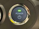 ＬＥＤヘッドライト　ＬＥＤフォグランプ　１７インチアルミホイール　メッキドアアウターハンドル　本革巻きステアリングホイール　アダプティブルクルーズコントロール　ＳＲＳサイドエアバッグ（広島県）の中古車