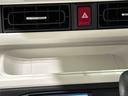 ＬＥＤオートライト・フォグランプ　電動パーキングブレーキ　プッシュボタンスタート　セキュリティアラーム　バックカメラ　両側パワースライドドアウエルカムオープン機能　オート電動格納式ドアミラー（広島県）の中古車