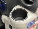 LEDヘッドランプ セキュリティアラーム コーナーセンサー 14インチフルホイールキャップ キーレスエントリー 電動格納式ドアミラー ショツピングフック マニュアルエアコン(広島県)の中古車
