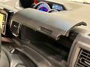 ＬＥＤヘッドランプ・フォグランプ　運転席シートヒーター　１５インチアルミホイール　オートライト　プッシュボタンスタート　セキュリティアラーム　ユーティリティフック（広島県）の中古車