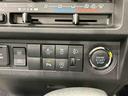 ETC車載器 オートライト プッシュボタンスタート キーフリーシステム スペアタイヤ マニュアルエアコン 運転席・助手席パワーウィンドウ アイドリングストップ機能(広島県)の中古車
