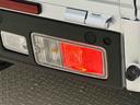 ４ＷＤ　ＬＥＤヘッドランプ（専用意匠）オーバーヘッドシェルフ　プッシュボタンスタート　キーフリーシステム　スペアタイヤ　ＬＥＤ大型荷台作業灯　スモークドガラス（クォーターウインドウ）（広島県）の中古車