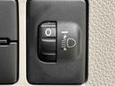 ＬＥＤヘッドランプ　セキュリティアラーム　フロント・リヤコーナーセンサー　１４インチフルホイールキャップ　キーレスエントリー　電動格納式ドアミラー　　マニュアルエアコン（広島県）の中古車