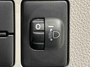 ＬＥＤヘッドランプ　セキュリティアラーム　コーナーセンサー　１４インチフルホイールキャップ　キーレスエントリー　電動格納式ドアミラー　ショツピングフック　マニュアルエアコン（広島県）の中古車