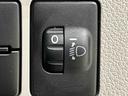 ＬＥＤヘッドランプ　セキュリティアラーム　コーナーセンサー　１４インチフルホイールキャップ　キーレスエントリー　電動格納式ドアミラー　ショツピングフック　マニュアルエアコン（広島県）の中古車