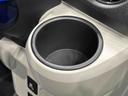 ＬＥＤヘッドランプ　セキュリティアラーム　コーナーセンサー　１４インチフルホイールキャップ　キーレスエントリー　電動格納式ドアミラー　ショツピングフック　マニュアルエアコン（広島県）の中古車
