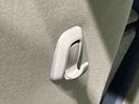 ＬＥＤオートライト・フォグランプ　電動パーキングブレーキ　プッシュボタンスタート　セキュリティアラーム　バックカメラ　両側パワースライドドアウエルカムオープン機能　オート電動格納式ドアミラー（広島県）の中古車