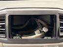 ＬＥＤヘッドランプ　セキュリティアラーム　コーナーセンサー　１４インチフルホイールキャップ　キーレスエントリー　電動格納式ドアミラー　ショツピングフック　マニュアルエアコン（広島県）の中古車