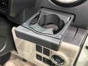 ナビゲーション　バクカメラ　Ｂｌｕｅｔｏｏｔｈオーディオ　オートライト　プッシュボタンスタート　セキュリティアラーム　コーナーセンサー　１４インチフルホイールキャップ　オートエアコン（広島県）の中古車