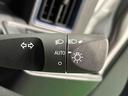 ＬＥＤヘッドライト　オートライト　オートハイビーム　オートホールド機能付き電動パーキングブレーキ　前席シートヒーター　オーディオ操作用ステアリングスイッチ　ＳＲＳサイドエアバッグ　オートエアコン（広島県）の中古車