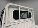 マニュアルレベリング機能付きハロゲンヘッドランプ　運転席ＳＲＳエアバック　バックソナー　電動式パワーステアリング　あゆみ板掛けテールゲート　ＶＳＣ＆ＴＲＣ　マニュアルエアコン　オートライト（広島県）の中古車