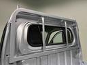 エアコン　ハロゲンヘッドランプ　運転席ＳＲＳエアバック　電動式パワーステアリング　ＡＭ／ＦＭラジオ　あゆみ板掛けテールゲート　スペアタイヤ　ガードフレーム　衝突回避支援システム搭載（広島県）の中古車