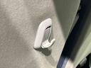 ＬＥＤオートライト・フォグランプ　電動パーキングブレーキ　プッシュボタンスタート　セキュリティアラーム　バックカメラ　両側パワースライドドアウエルカムオープン機能　オート電動格納式ドアミラー（広島県）の中古車