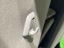 ＬＥＤオートライト・フォグランプ　電動パーキングブレーキ　プッシュボタンスタート　セキュリティアラーム　バックカメラ　両側パワースライドドアウエルカムオープン機能　オート電動格納式ドアミラー（広島県）の中古車