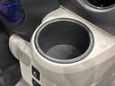 ＬＥＤヘッドランプ　セキュリティアラーム　コーナーセンサー　１４インチフルホイールキャップ　キーレスエントリー　電動格納式ドアミラー　ショツピングフック　マニュアルエアコン（広島県）の中古車