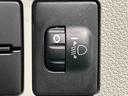 ＬＥＤヘッドランプ　セキュリティアラーム　コーナーセンサー　１４インチフルホイールキャップ　キーレスエントリー　電動格納式ドアミラー　ショツピングフック　マニュアルエアコン（広島県）の中古車