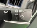 ＬＥＤヘッドライト　オートライト　オートハイビーム　オートホールド機能付き電動パーキングブレーキ　前席シートヒーター　オーディオ操作用ステアリングスイッチ　ＳＲＳサイドエアバッグ　オートエアコン（広島県）の中古車