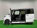 パノラマモニター対応純正ナビ装着用アップグレードパック　運転席・助手席シートヒーター　電動パーキングブレーキ＋オートホールドブレーキ機能　オートライト　サイドエアバッグ　キーフリーシステム（広島県）の中古車