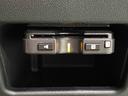 ハロゲンライト　ＬＥＤフォグランプ　置き楽ボックス　オートライト　プッシュボタンスタート　セキュリティアラーム　パノラマモニター対応カメラ　両側パワースライドドア（広島県）の中古車
