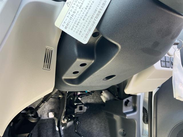 ミライースＸ　リミテッドＳＡIII２ＷＤ　ＣＶＴ　６６０ｃｃ　衝突被害軽減ブレーキ　横滑り防止装置　ＡＢＳ　運転席・助手席エアバッグ　アイドリングストップ　マニュアルエアコン　電動格納ドアミラー　ナビ用バックカメラ　届出済未使用車（福島県）の中古車