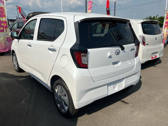 ミライースＸ　リミテッドＳＡIII２ＷＤ　ＣＶＴ　６６０ｃｃ　衝突被害軽減ブレーキ　横滑り防止装置　ＡＢＳ　運転席・助手席エアバッグ　アイドリングストップ　マニュアルエアコン　電動格納ドアミラー　ナビ用バックカメラ　届出済未使用車（福島県）の中古車
